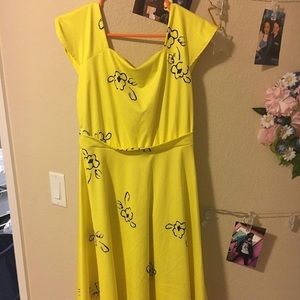 La La Land Yellow Dress